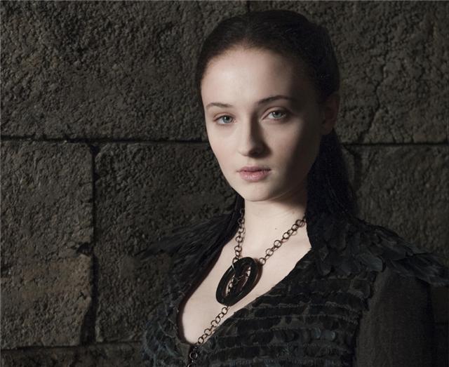 权力的游戏|应该如何评价《权力的游戏》中，龙妈这个人？