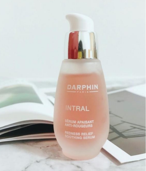 面霜 适合50岁女人的护肤品有哪些?这5款价格亲民,淡纹紧致效果惊艳