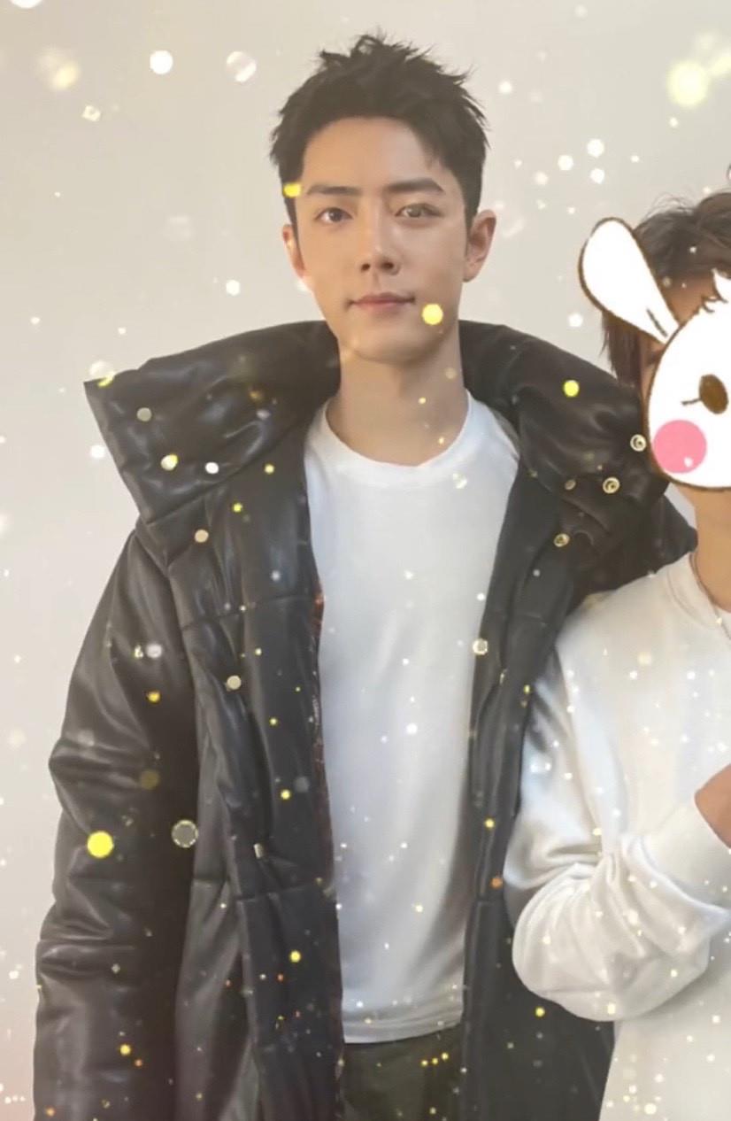 肖战|逆生长, 肖战又晒和好友合影，好有男人味