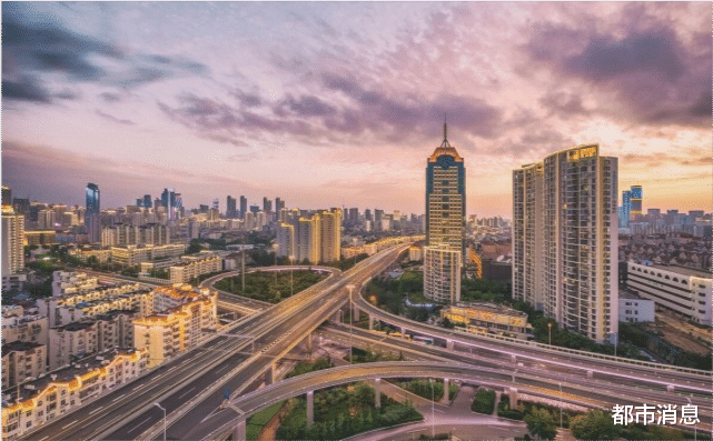 青岛市|山东青岛楼市的危与机，回不去的房价，青岛未来楼市的潜力