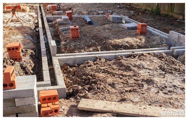 农村“怪象”:为啥少见层高在3.5米的楼房?很多人不清楚缘由