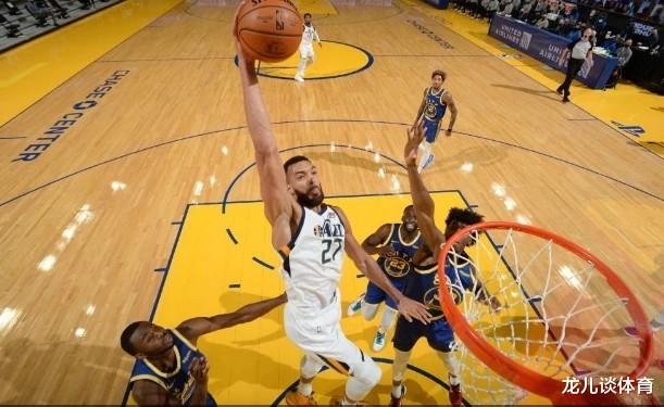 维金斯|勇士大胜联盟第一,赛后谁留意到维金斯!对不起库里,让你久等了