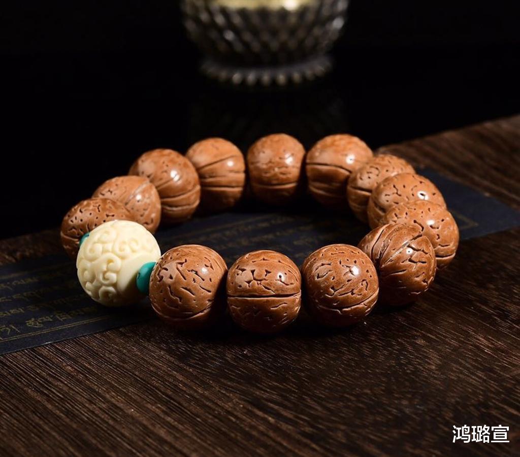文玩|文玩如果“一生只盘一串”的话这三种文玩可谓是理想的“伴侣”!