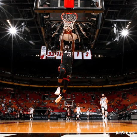 奥拉迪波|少赚2.5亿！3年前还是天才！你是小韦德啊，可惜29岁就要被淘汰了