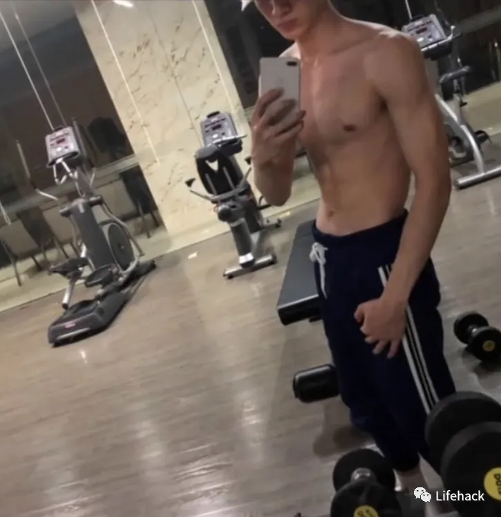 谭松韵|28岁白敬亭近照曝光！一身肌肉吓坏网友：这身材是认真的吗？