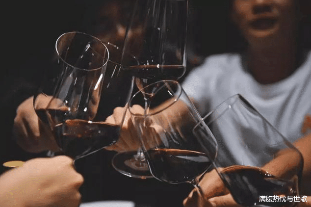 ktv|KTV这么多陪酒女生，最后都嫁给了谁？职业女对此道出实情