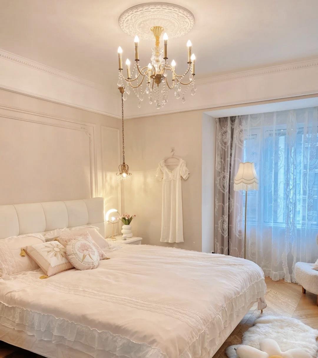 10年恋爱长跑，小两口终于拥有自己的家，简单却很“温馨”