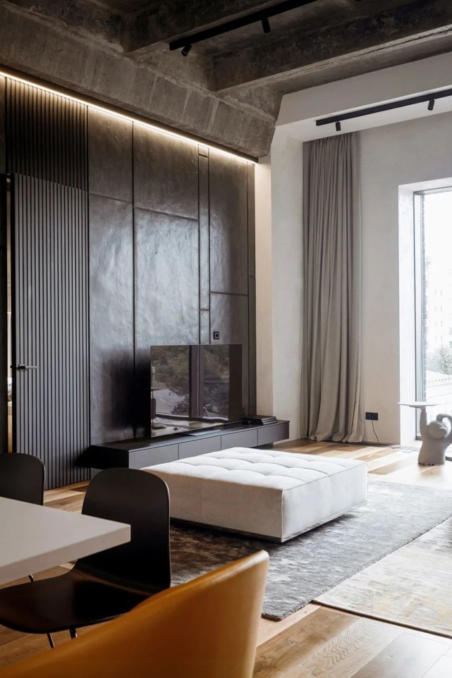 |150平四居室细腻精致的形式提升粗犷冷淡空间的美感