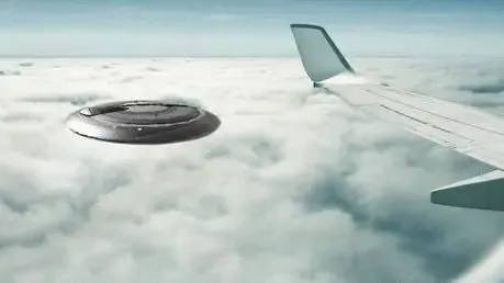 UFO 美国再现发光“不明飞行物”，科学家：外星文明可能就在我们身边
