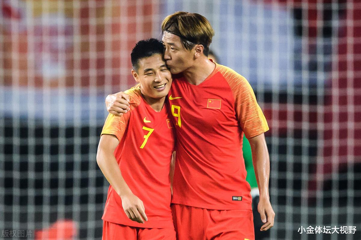 国足|37-0!亚洲头号强队踢疯了:12强赛或碰国足,全员旅欧让国足脸红