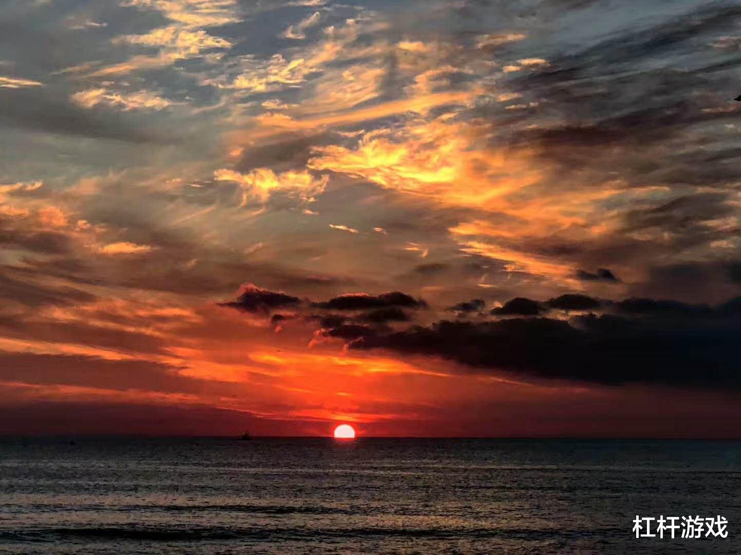 昆明|股价大跌！爱奇艺会员减少、亏损扩大，如何走出“迷雾”？