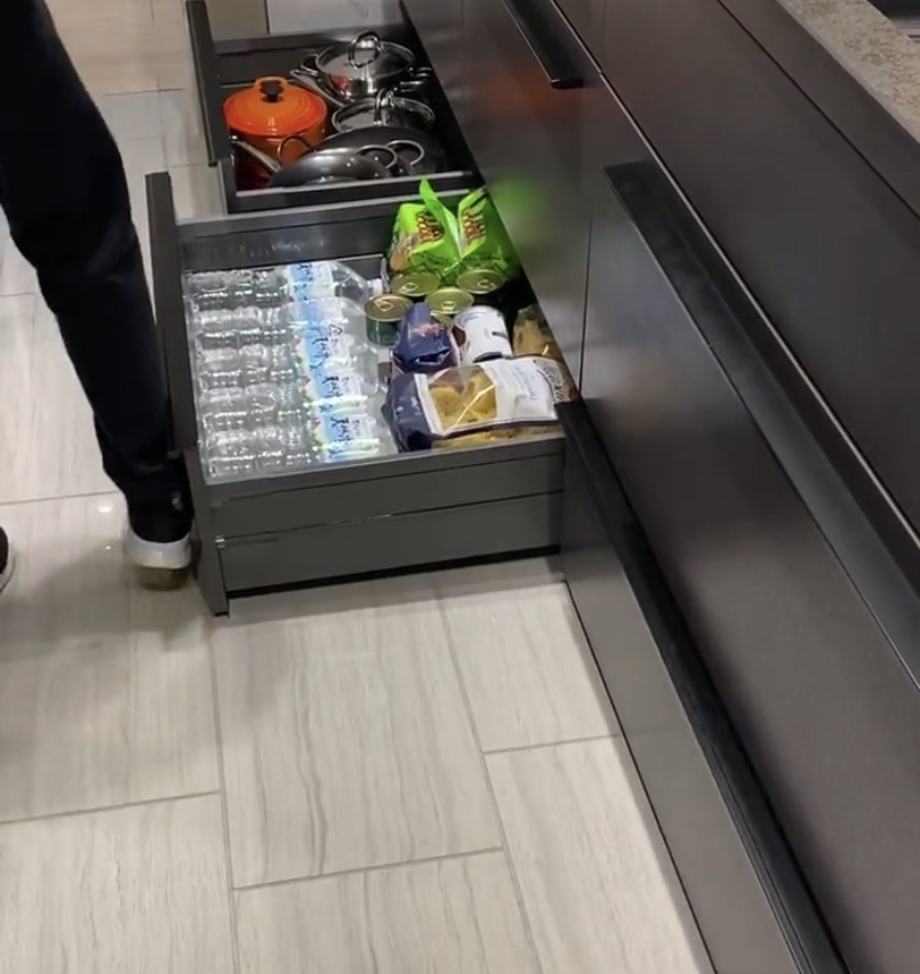 |日本厨房的精髓，全在橱柜的这几点设计上，走心又人性化，让人佩服