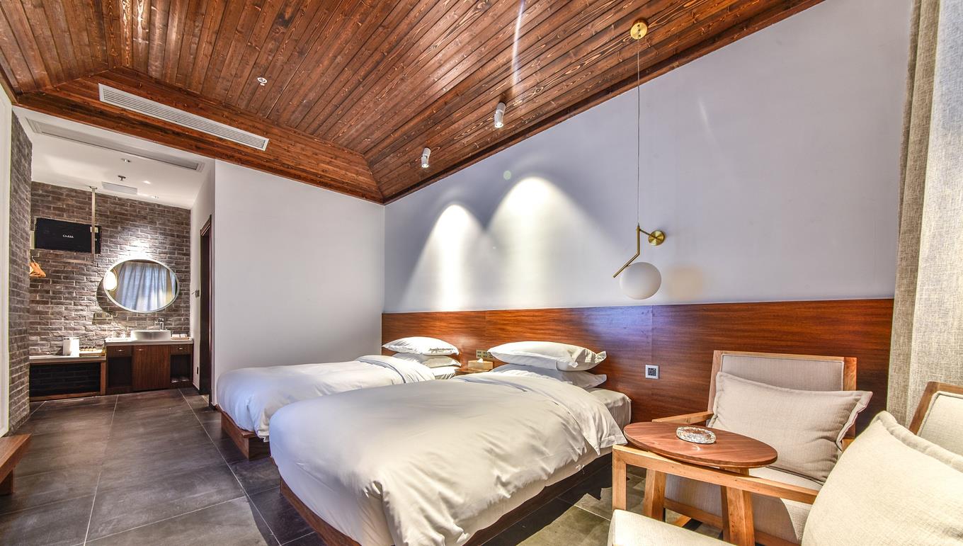 奶球妈咪聊|黄山辰光里：新安江畔的徽州古宅，很有文化气息的高端民宿！