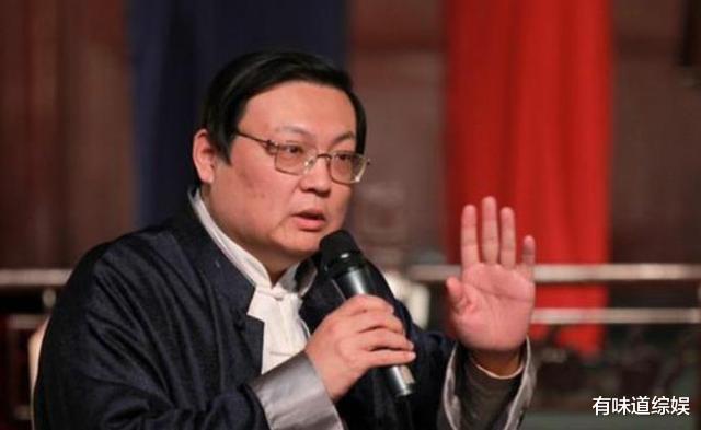 范丞丞|从央视名嘴到身败名裂，所有节目被停播，老梁退圈真相早有暗示