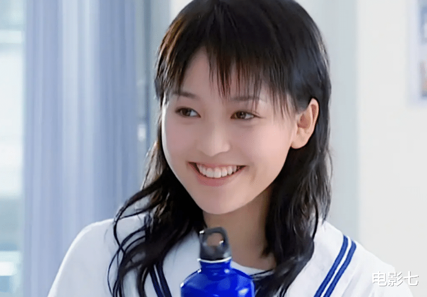 十八岁的天空|《十八岁的天空》有毒？当年爆红的他们，或被雪藏，或整容变样