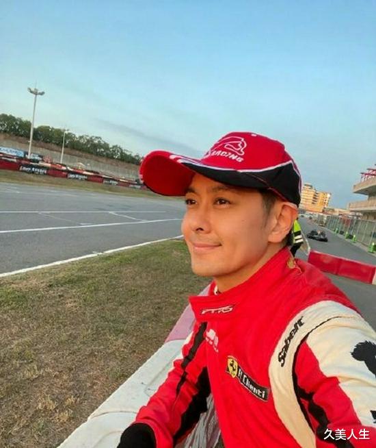 久美人生|林志颖晒卡丁车练习照 穿赛车服帅气依旧
