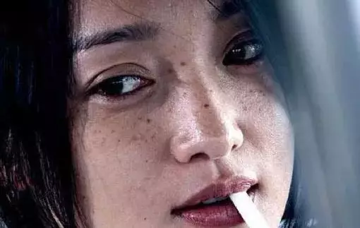 女明星生图,杨幂,热巴细纹盖不住,杨颖长痘,而最吓人的是她?