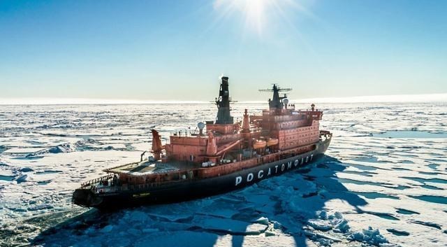 北极 4米厚的北极冰层，为何在破冰船面前不堪一击？它是怎么做到的？