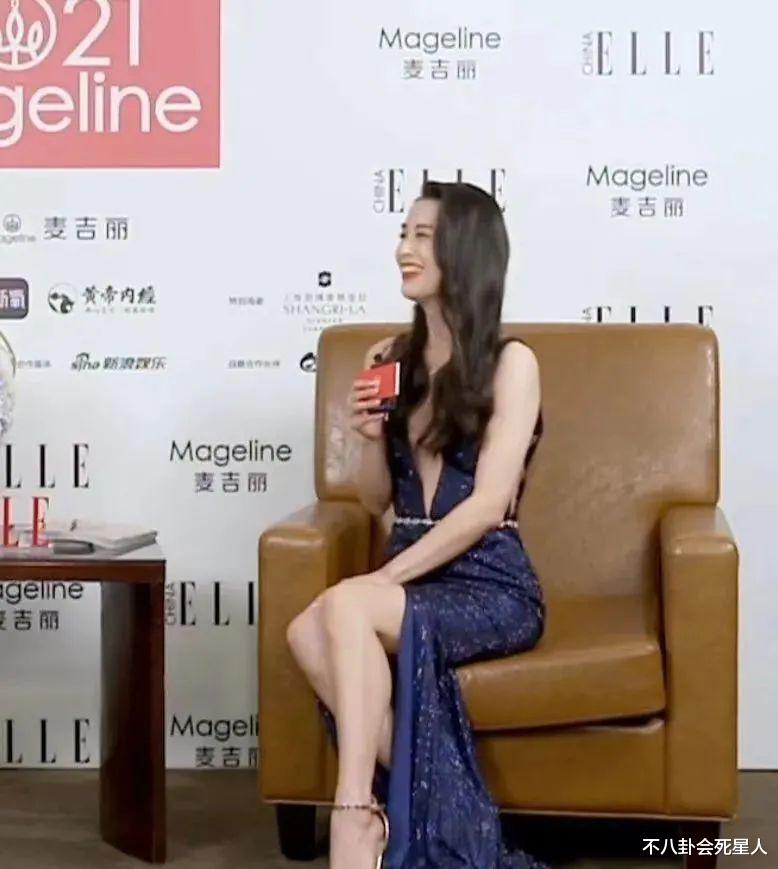 陈伟霆|女明星造型比美：黄圣依上下失守，唐嫣挑染辣眼，关晓彤开窍了