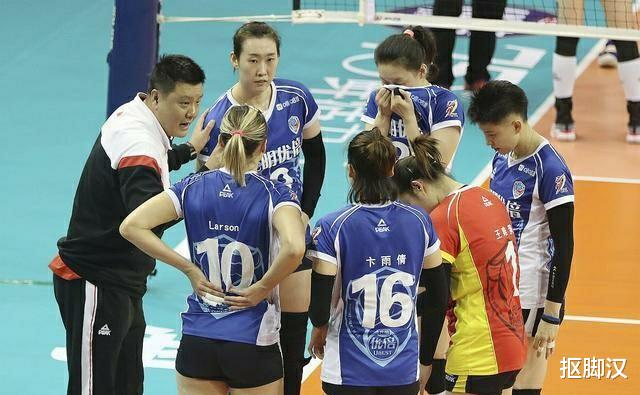 天津女排|京沪老迈，苏鲁被压制，天津女排靠什么坐上中国排坛C位？