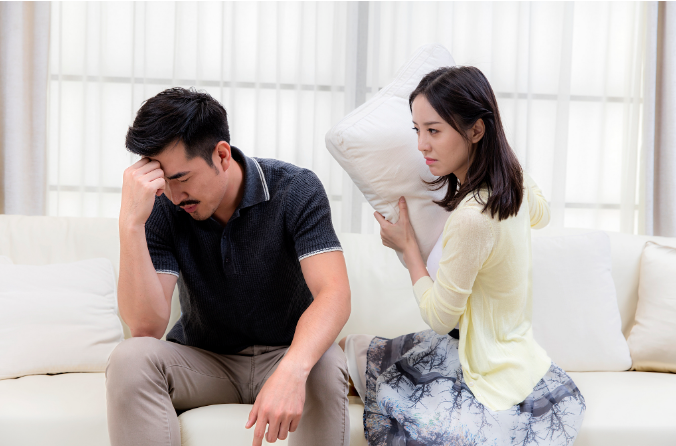 树先生聊情感 丈夫带孩子在医院看病，妻子与陌生男子在酒店玩游戏，丈夫：离婚