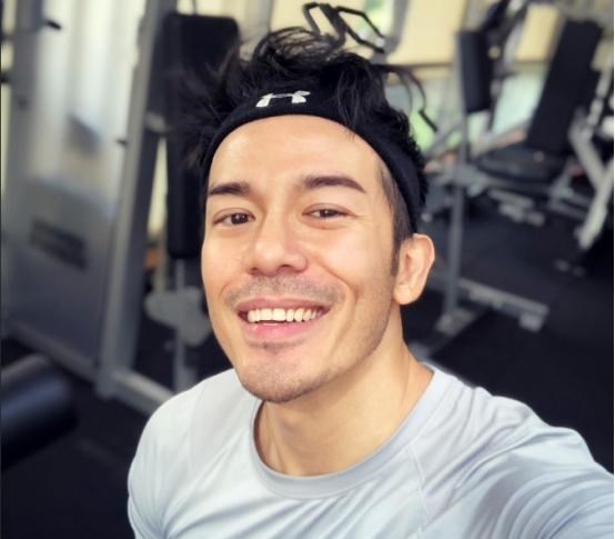 90后宝妈经验|年轻港星进军内地，拍戏收入超百万，夜市拍视频，投资茶园搞副业