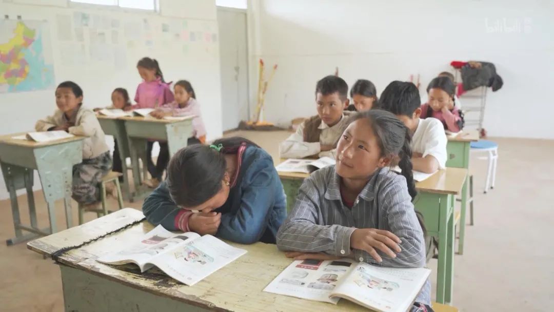 一分钟看社会 恐高症患者勿近，走进大凉山