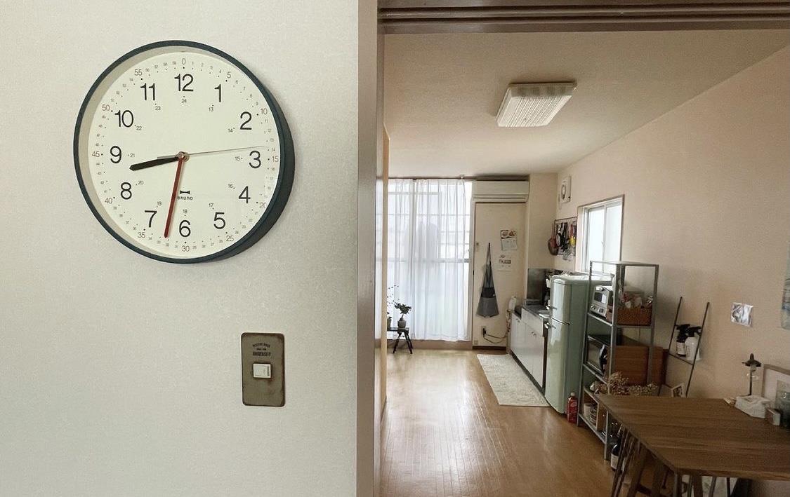 一个人的56㎡,越住越舒心!全屋虽简朴老旧,却透露着浓浓的温情