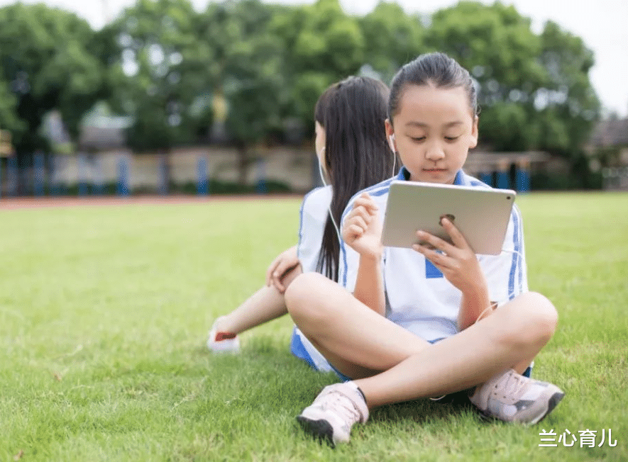 兰心育儿|为了红失去底线，儿童教育歌被网红“污染”，成了扭腰神曲