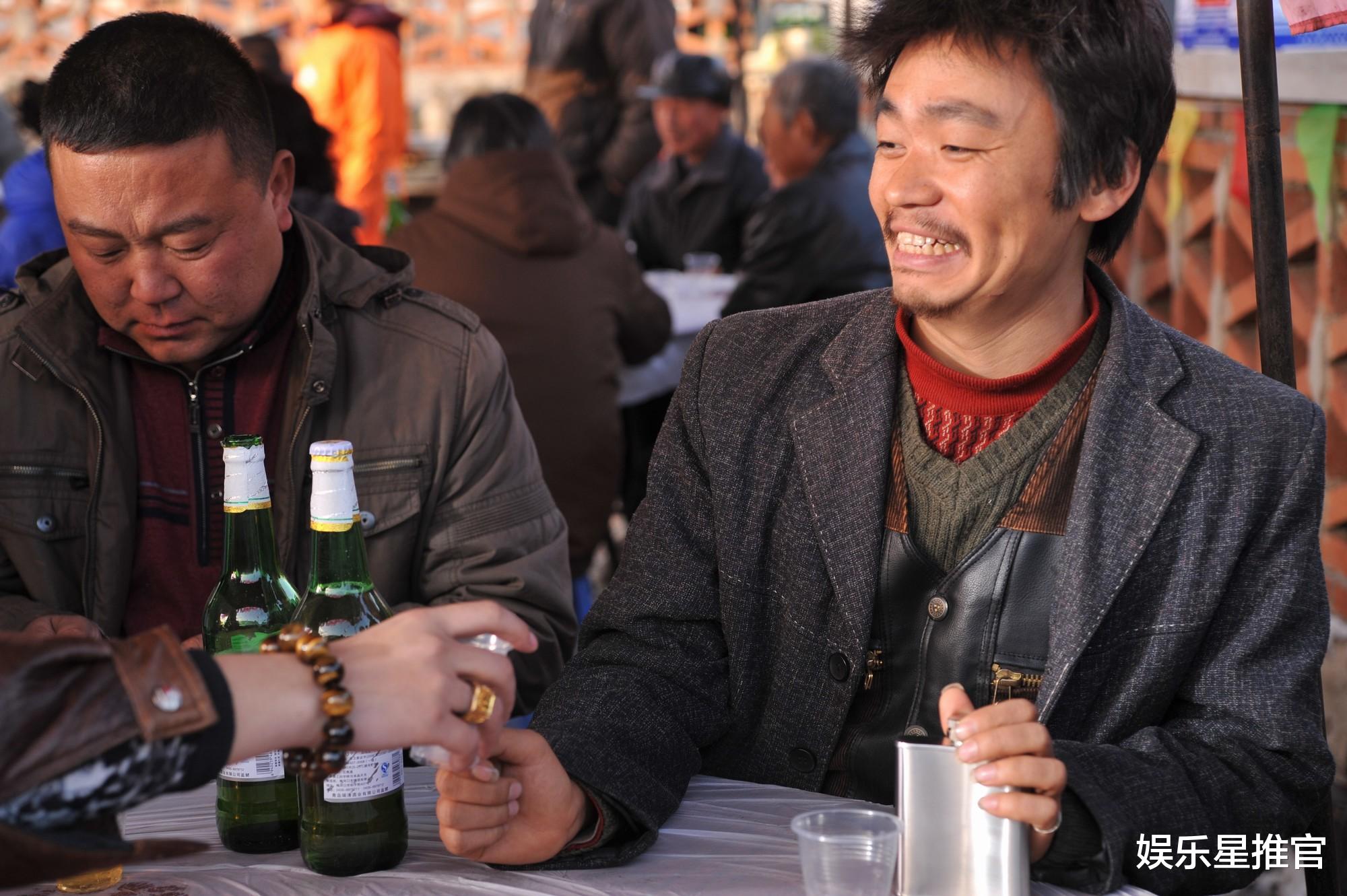 王宝强|王宝强的神来之笔“树先生”，被各路明星吹爆的演技，背后有着怎样的故事？