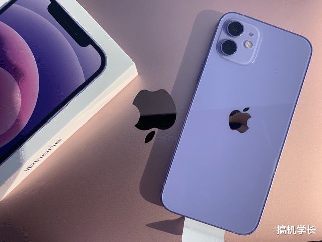 iphone12|2022年前买手机，为什么老师傅推荐这几款？全是优点藏不住