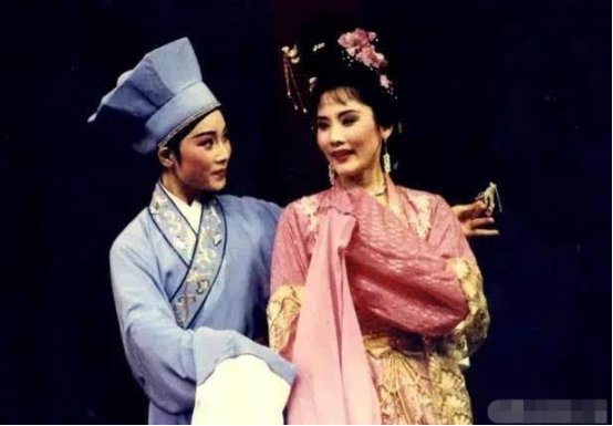 娱蛋哥哥|“姨太太专业户”何赛飞:与巩皇搭戏也不落下风,如今过得怎样?