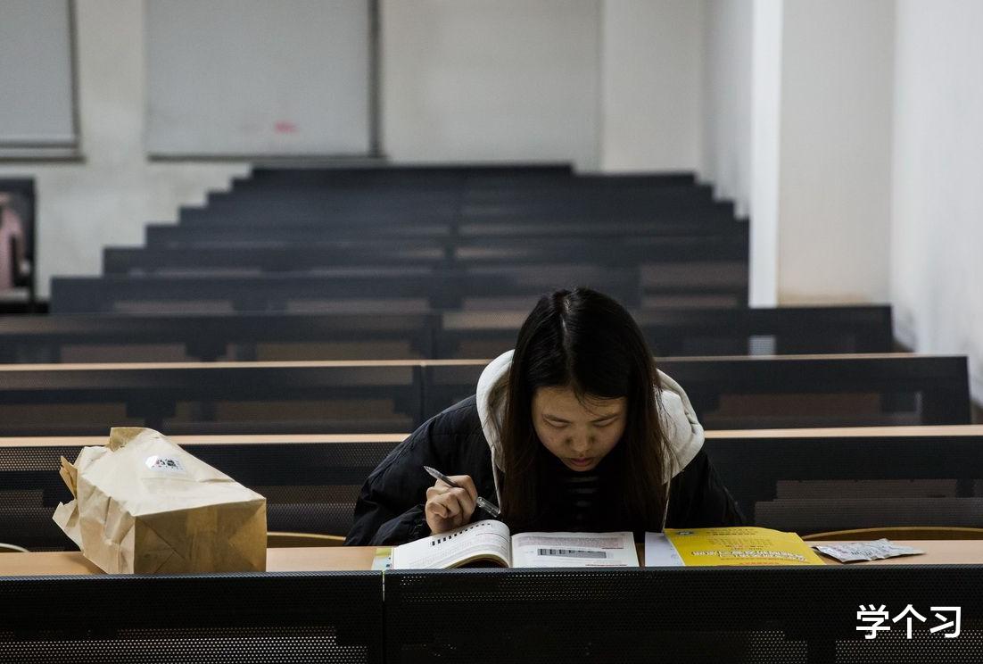 fx|为啥，有人考研能考400+，高考却考不上“985”大学？