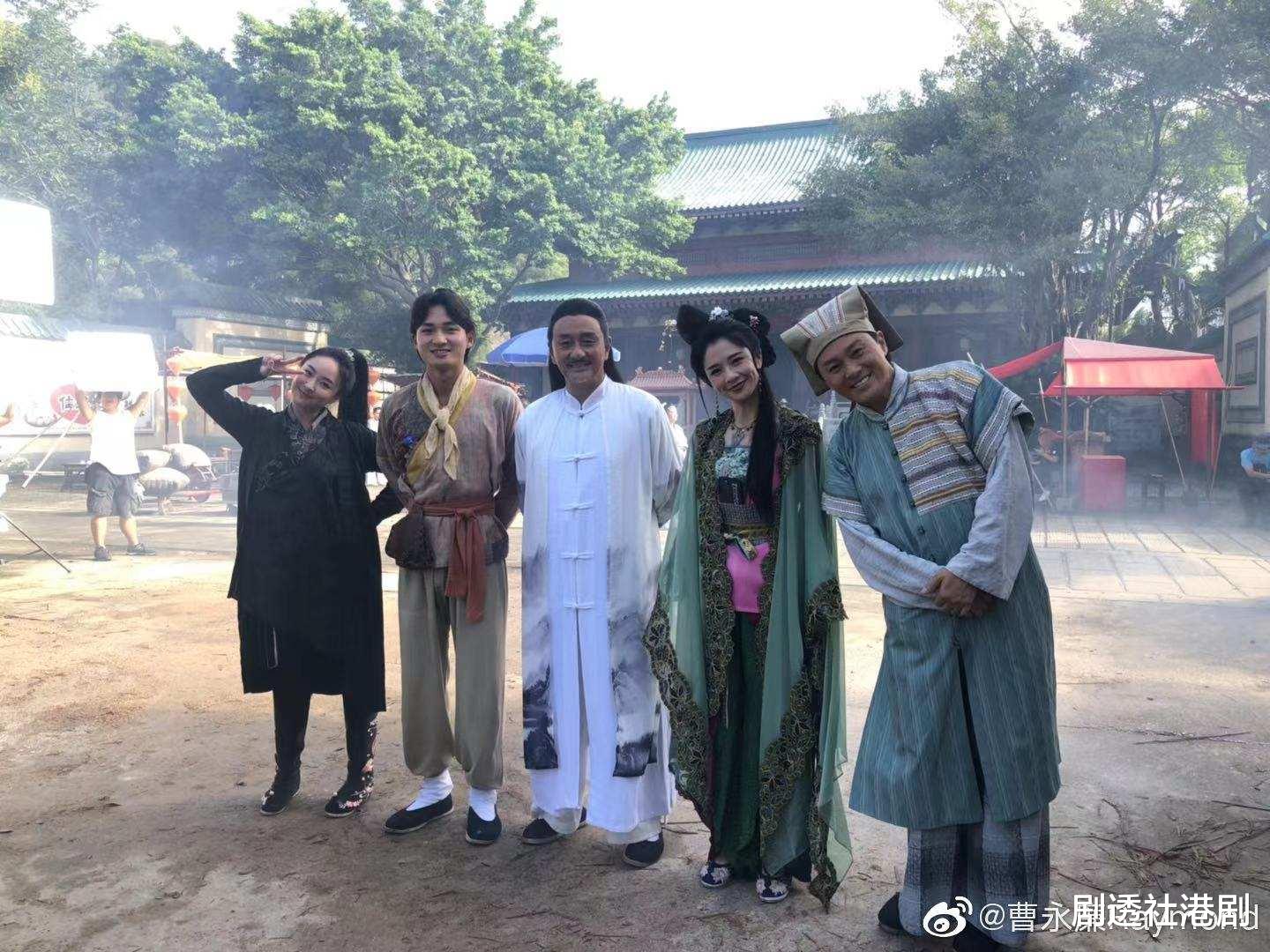 霍尊|TVB新剧《痞子殿下》小树林开工遇命案，上位小花陈滢亦在场