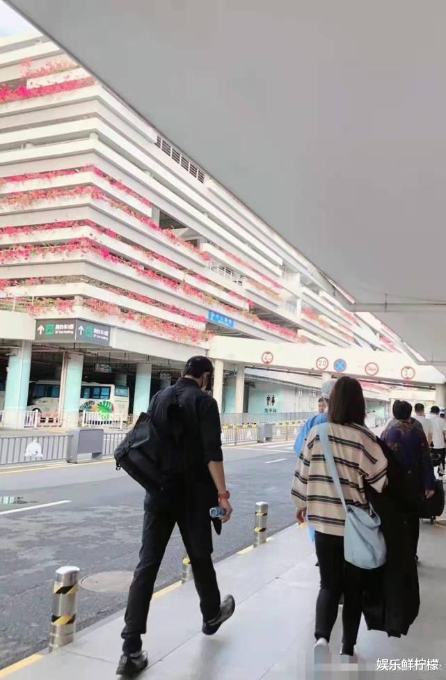 吴京|魏晨婚礼在即！已抵达三亚背影帅气，伴郎团第一位成员已敲定