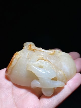 和田玉籽料|清 和田玉籽料 白玉 如意形 童子 水盂 笔洗