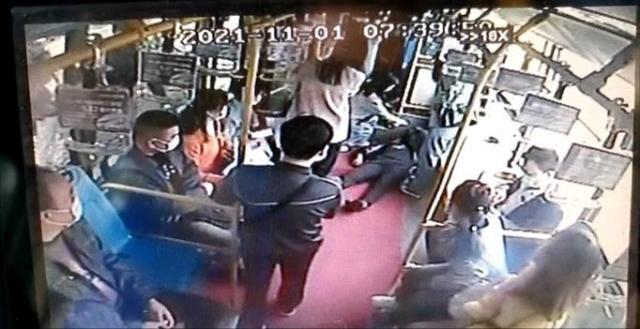 呈贡|21岁女大学生脑血管破裂晕倒，公交司机连闯2个红灯赢得抢救时间