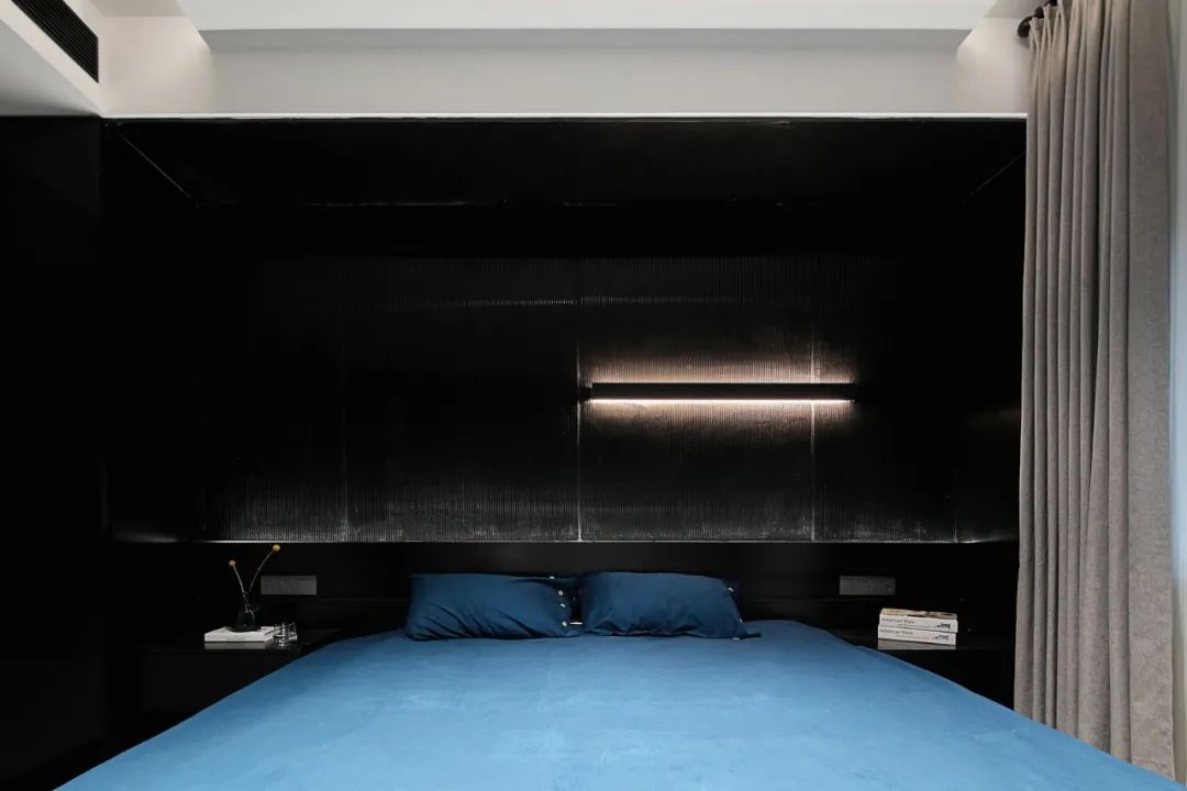 黑白灰+大理石：他家完美演绎都市里的极简生活！