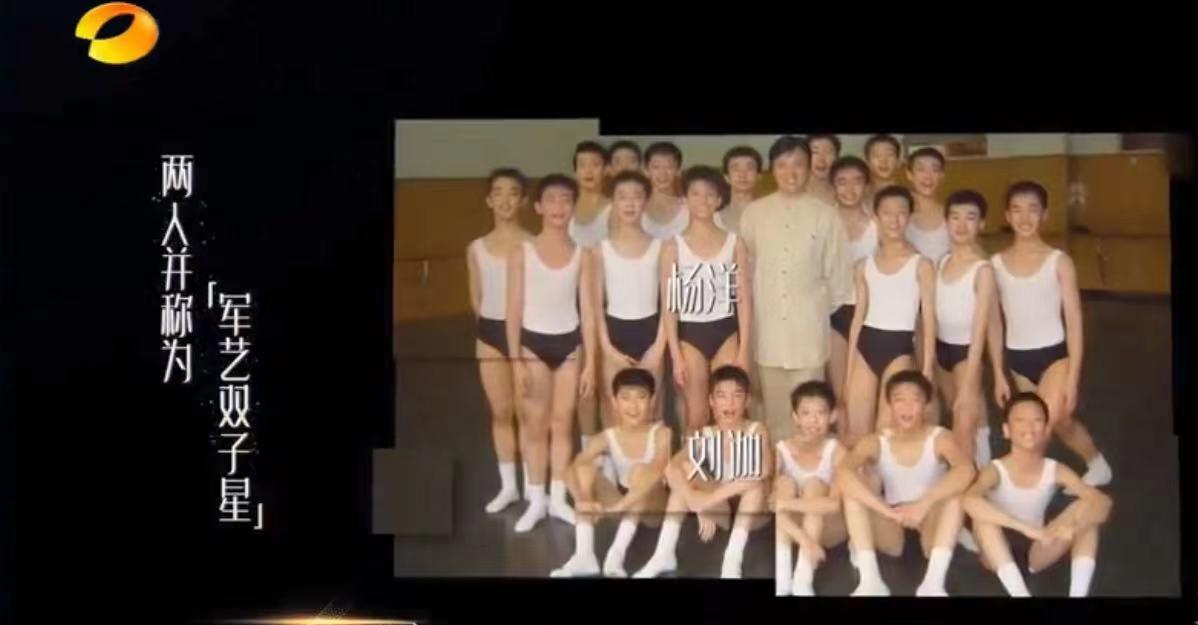 MARRY|黄贯中和张淇教刘迦弹吉他，和杨洋并称军艺双子的刘迦，为人低调