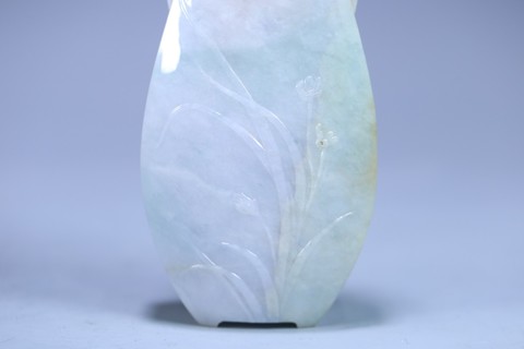 翡翠|民国， 翡翠双耳带盖赏瓶