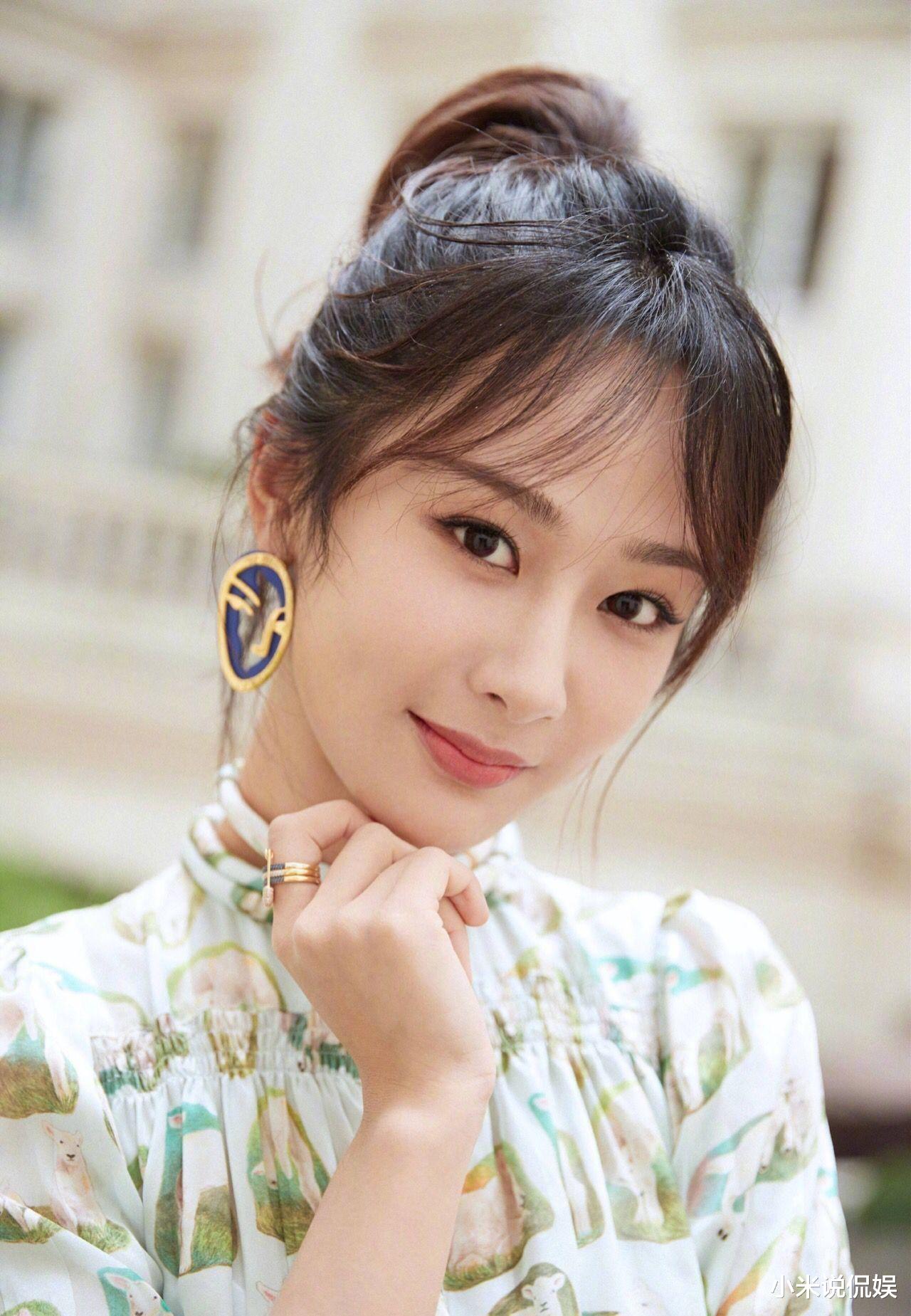 杨紫|杨紫新剧合作黄轩？名导操刀引期待？