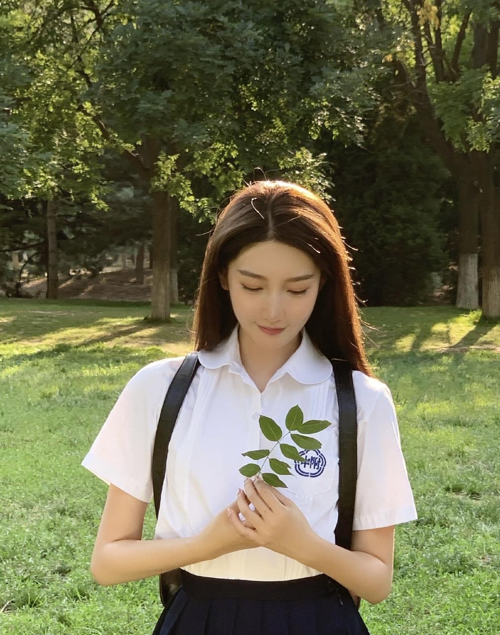 张哲瀚|都美竹回应吴亦凡被刑拘！网友感谢她的勇敢，吴亦凡恐难翻身