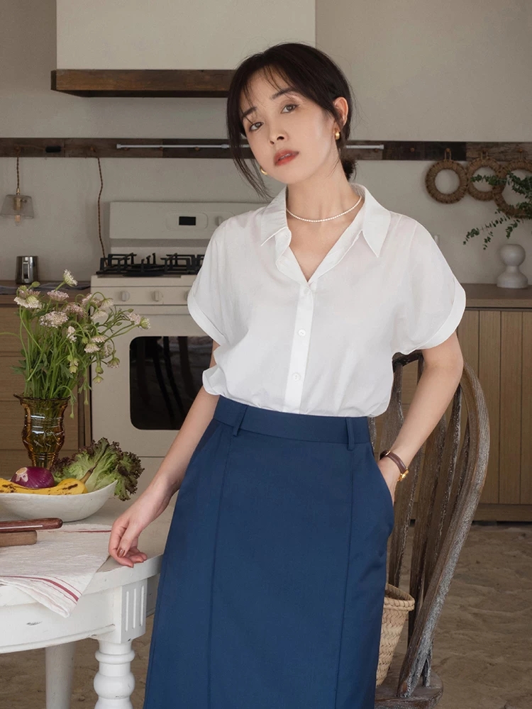 颜红橙|穿衣想摆脱单调感，试试这些高级干练的“衬衫”穿搭，高级不挑人