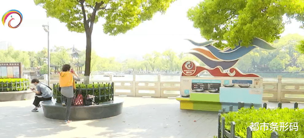 都市条形码 昆明拟建四个直饮水点 市政服务新“福利”不断上线