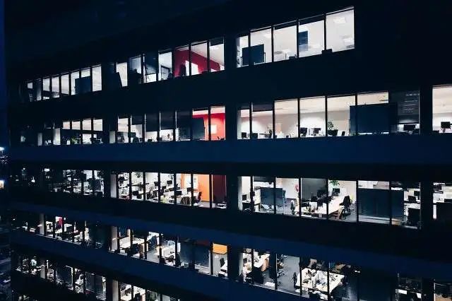 高考|早11晚11？这份1300家公司作息表火了，哪家互联网大厂最忙？