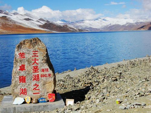 高原 羊卓雍措湖里鱼类蕴藏量达8亿多公斤, 为什么没人敢去钓？