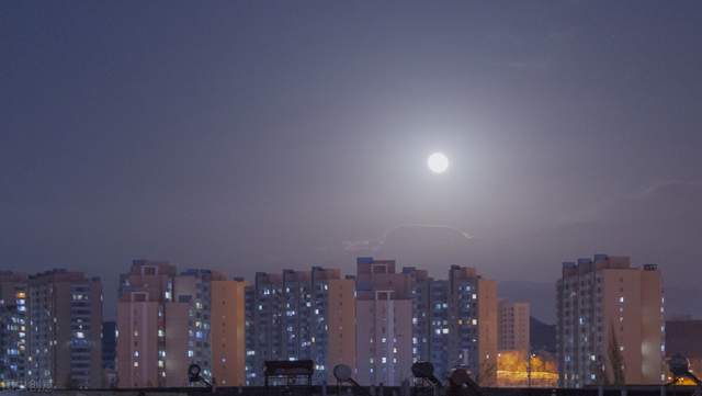 如果太阳突然消失,地球和人类,分别能够坚持多长时间?