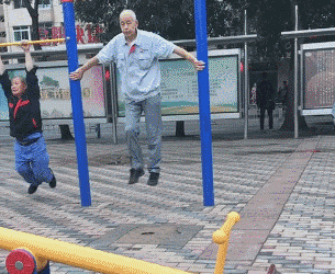 女装|“从领导办公室出来的女同事，这衣服怎么还穿反了？”这是要升职