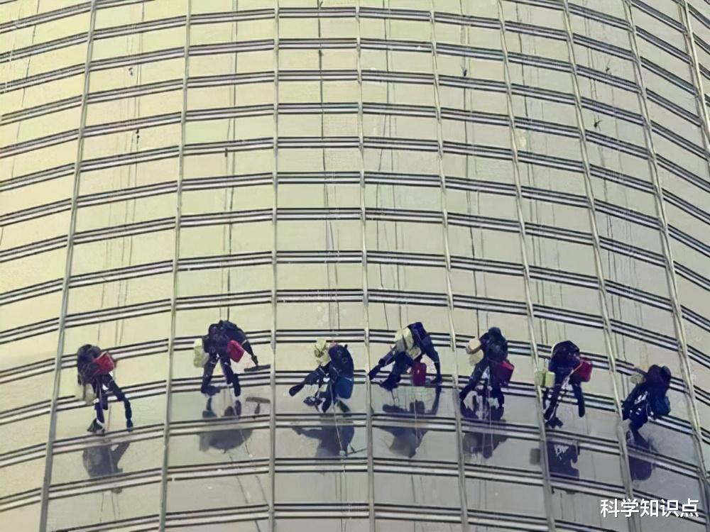 斗牛|全球5大恐怖高薪职业,一场就赚数十万欧元,这种工作你敢干吗?