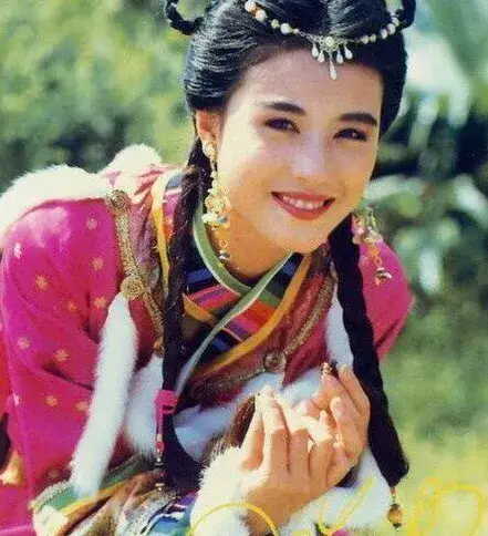 杨紫|94版《倚天屠龙记》:男女主角是败笔,男配女配成为万人迷